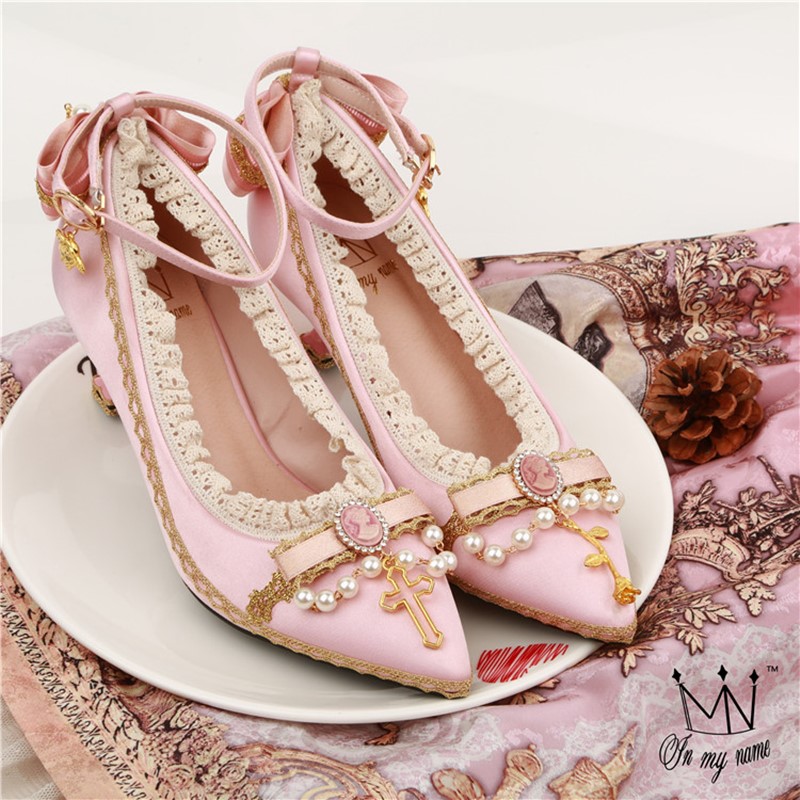 Court Heel Pointed - Princess tea party kawaii court retro
