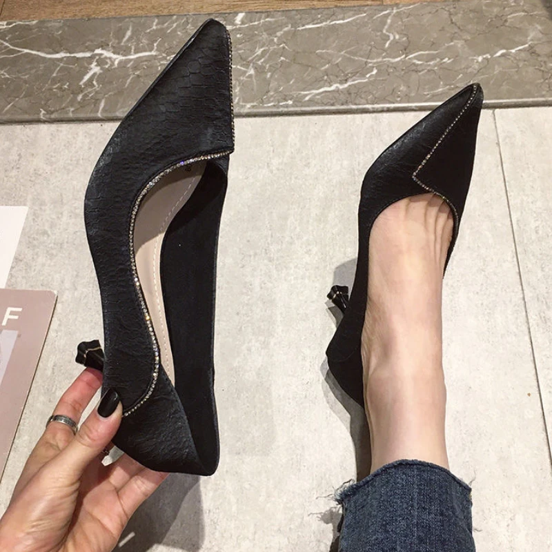 Woman Pumps Sexy Leather Casua - Women Shoes Quick Delivery ulasan dan harga