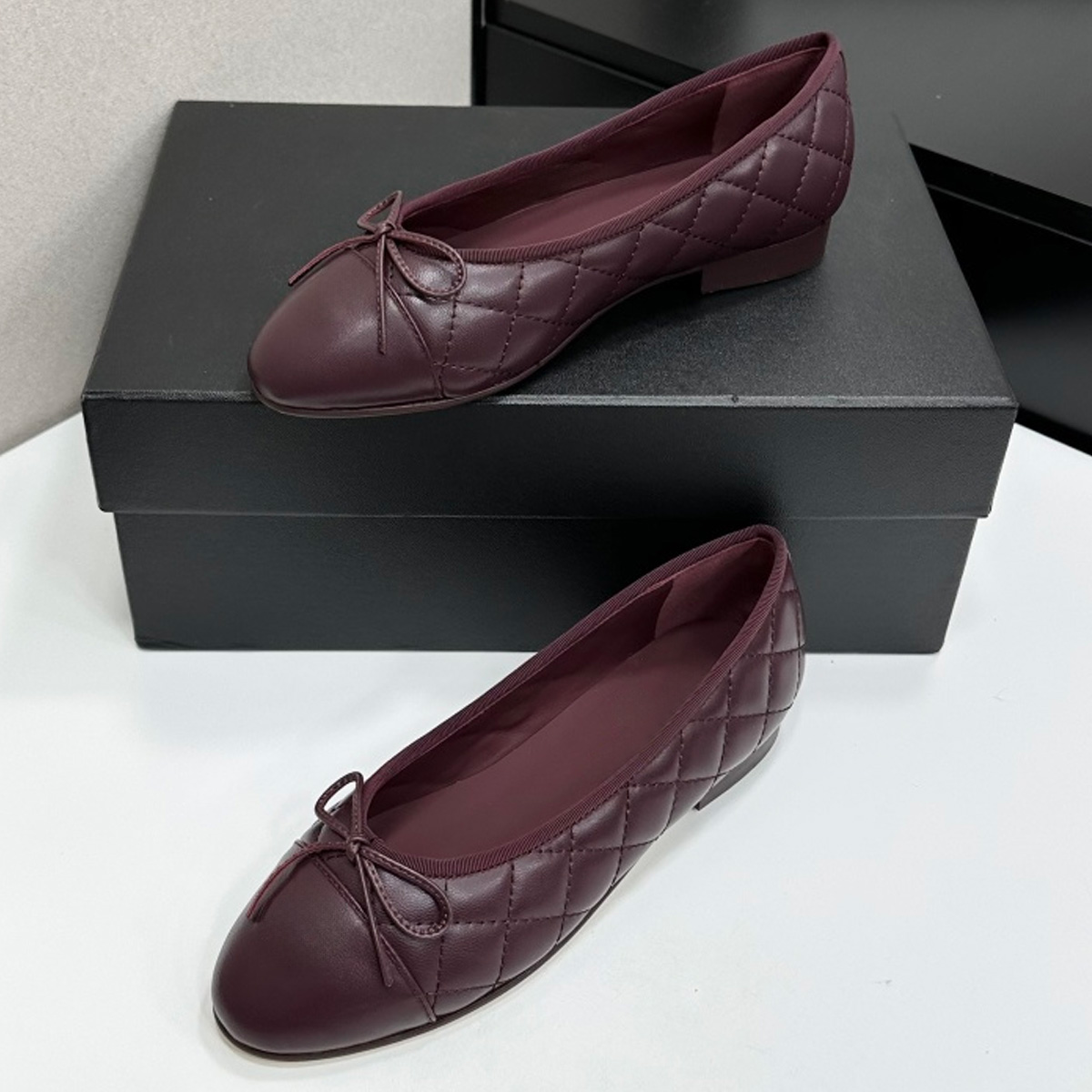 2026 Women's Two-Tone Cap-Toe  - Women Shoes Formal ulasan dan harga