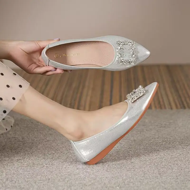 Women's Flat Shoes Gold Pointe - Women Shoes Quick Delivery ulasan dan harga