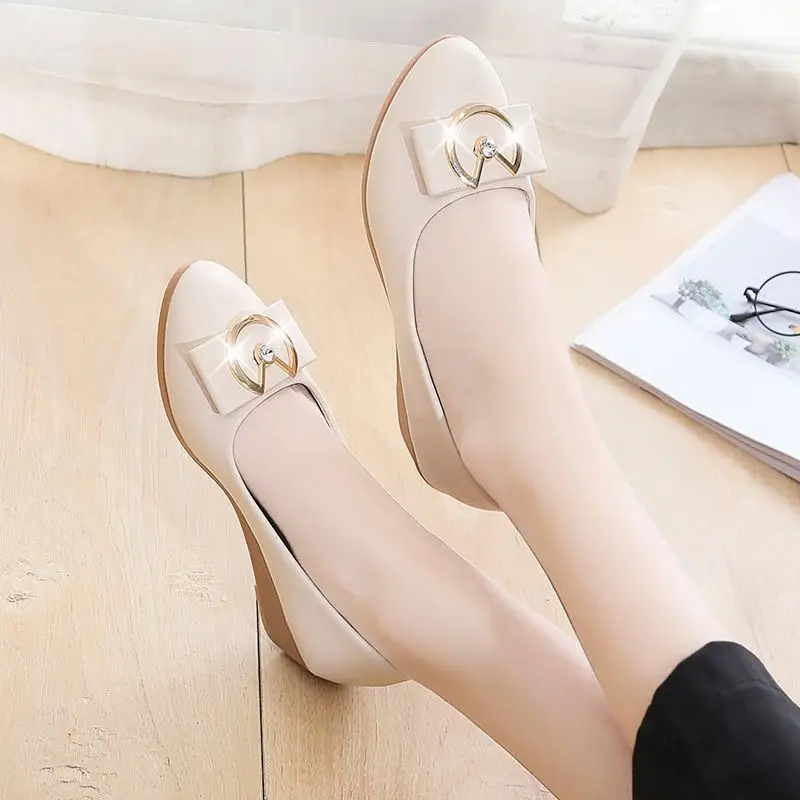 Ladies Pumps Women's Shoes wit - Women Shoes Quick Delivery ulasan dan harga